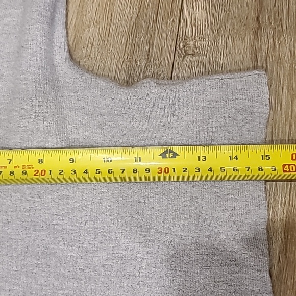 EUC, 100% Merino Wool, Grey, Crop, Bow Cuff Sz Small - Picture 6 of 8